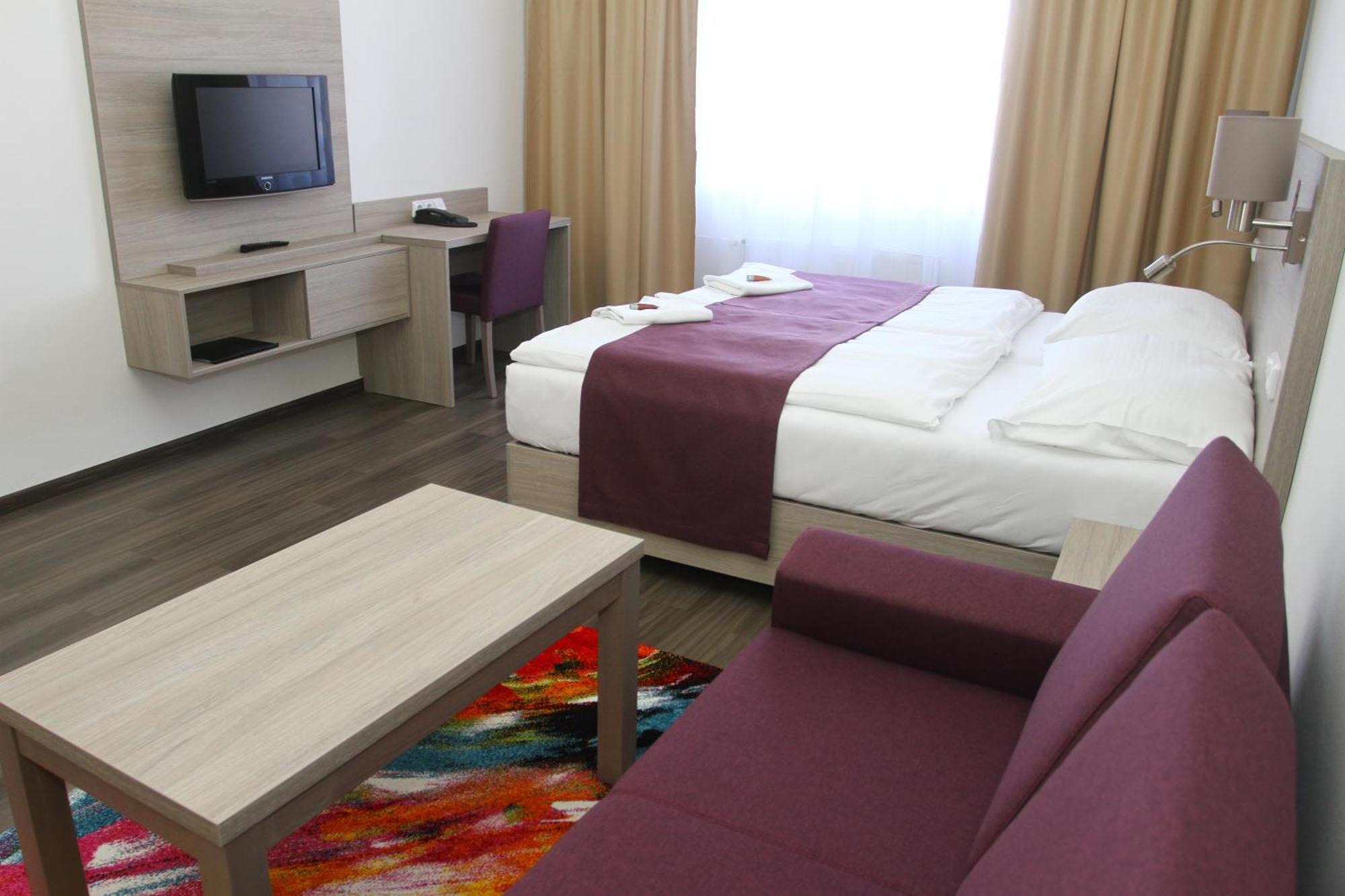 Hotel Palac Elektra Ostrava Luaran gambar