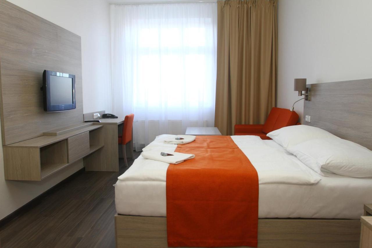 Hotel Palac Elektra Ostrava Luaran gambar